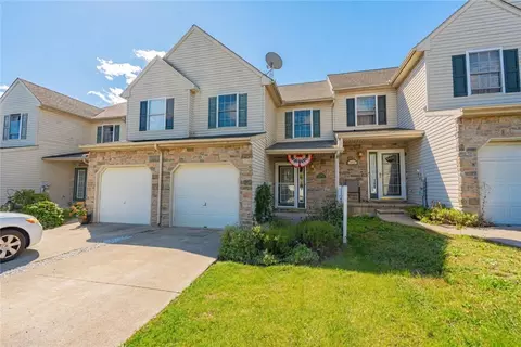 1698 Brookstone Dr, Alburtis, PA 18011