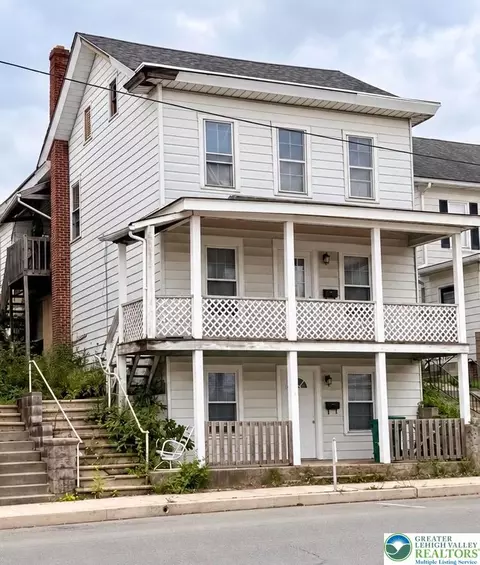 260 N 1st St, Lehighton, PA 18235