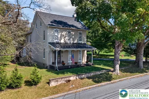 319 27th St, Northampton, PA 18067