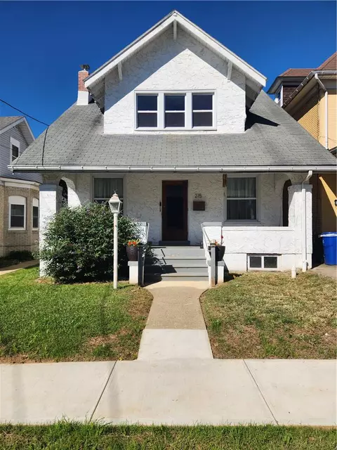 215 W Lincoln St, Easton, PA 18042