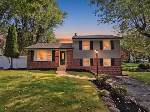 3070 Sussex Rd, Allentown, PA 18103