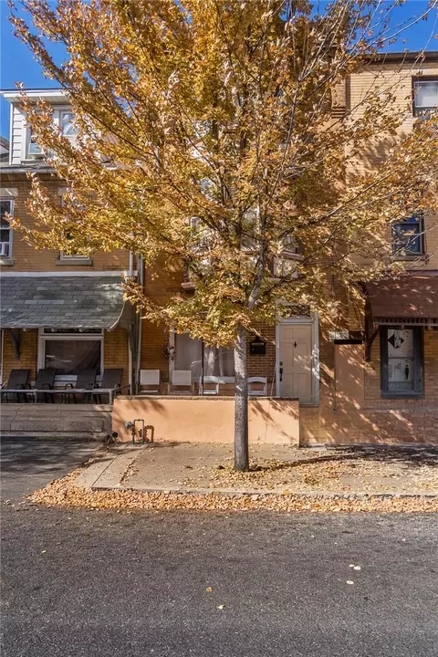 815 W Chew St, Allentown, PA 18102