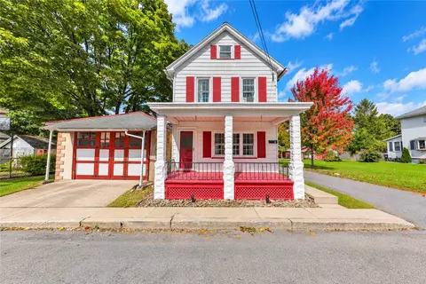 50 Lentz Ave, Lehighton, PA 18235