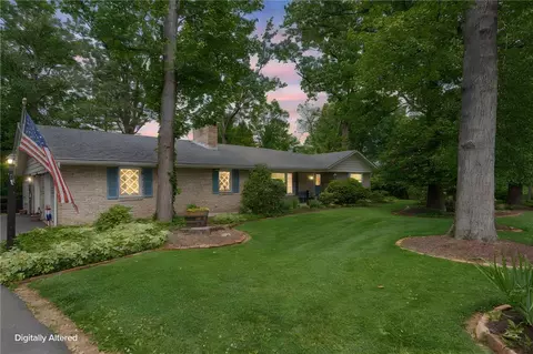 3831 Oakwood Trl, Allentown, PA 18103
