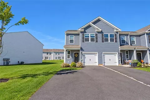 1268 Susan Cir, Breinigsville, PA 18031