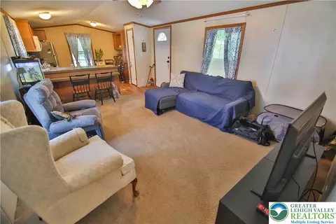 Living - 6 Spruce Cir, Bath, PA 18014 photo 1 of 1