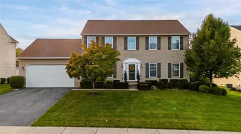 9639 Dogwood Ln, Breinigsville, PA 18031
