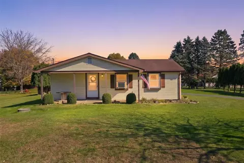 1385 Morgan Hill Rd, Easton, PA 18042