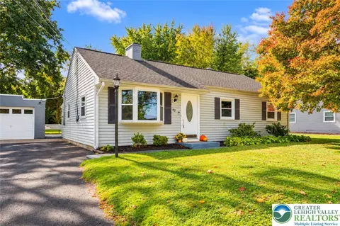 22 Northview Ave, Easton, PA 18045