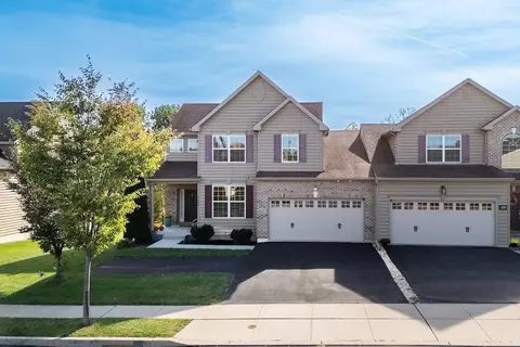 9624 Crescent Ln, Breinigsville, PA 18031