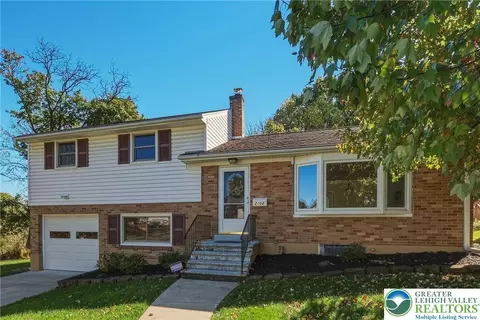 2102 Fairview St, Allentown, PA 18104