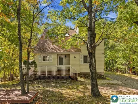 177 Summerton Cir, East Stroudsburg, PA 18301
