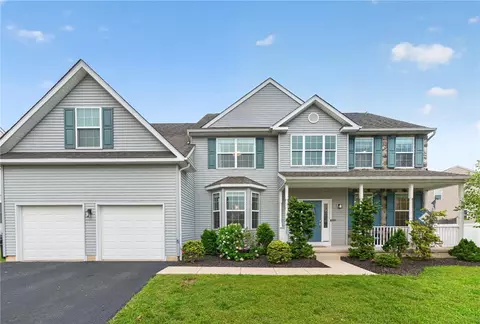 2009 Woodbridge Ln, Pennsburg, PA 18073