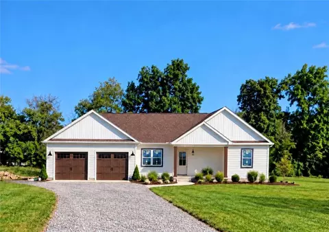 61 Labar Rd, Bangor, PA 18013