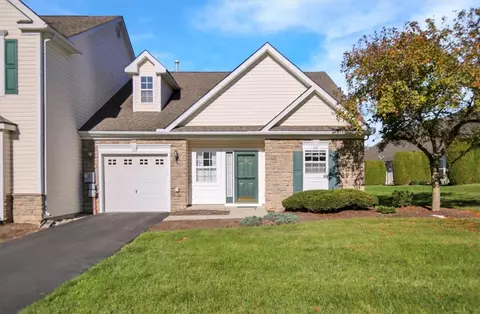 125 Village Dr, Blandon, PA 19510