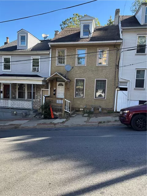 36 S 7th St, Easton, PA 18042