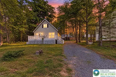 2027 Skyview Ter, Coolbaugh Twp, PA 18466