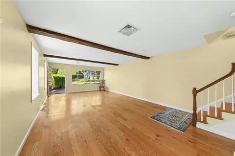 Living - 5371 Landis Mill Rd, Bethlehem, PA 18015 photo 3 of 4