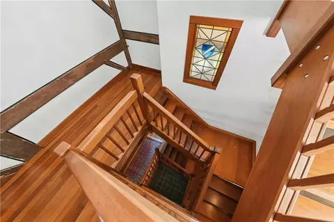 Entry Way - 5371 Landis Mill Rd, Bethlehem, PA 18015 photo 8 of 11