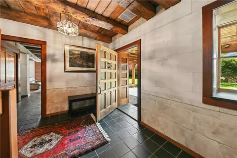 Entry Way - 5371 Landis Mill Rd, Bethlehem, PA 18015 photo 1 of 11