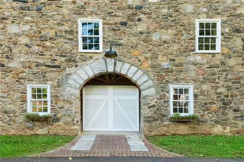 Exterior - 5371 Landis Mill Rd, Bethlehem, PA 18015 photo 3 of 18