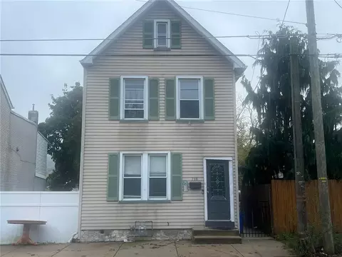 718 W Berwick St, Easton, PA 18042