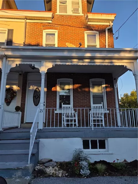 21 Scenic St, Allentown, PA 18104