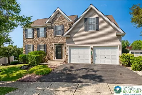 2305 Aberdeen Way, Macungie, PA 18062