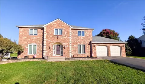 5045 Country Top Trl, Bethlehem, PA 18020