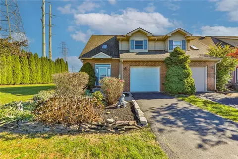 1398 Howard Ln, Easton, PA 18045