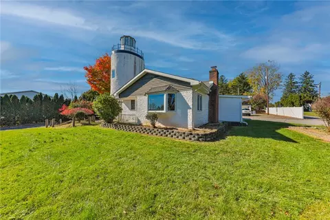 5622 E Texas Rd, Macungie, PA 18062