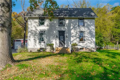 476 Lehigh Dr, Easton, PA 18042