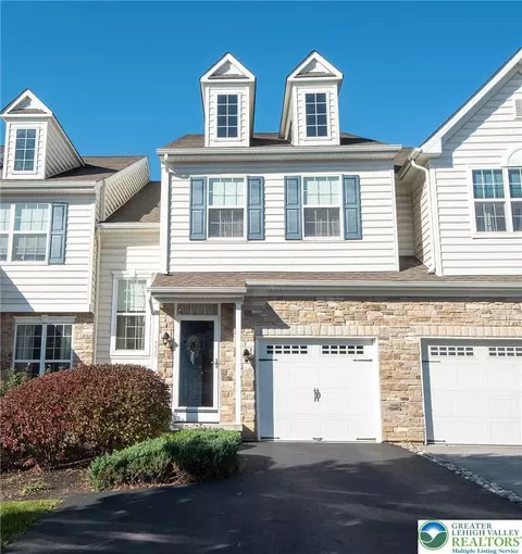 330 Pennycress Rd, Allentown, PA 18104
