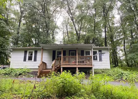 309 Poplar St, Ruscombmanor Twp, PA 19522