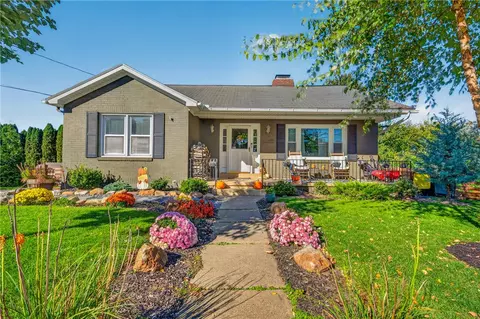 521 Main St, Tatamy Boro, PA 18085