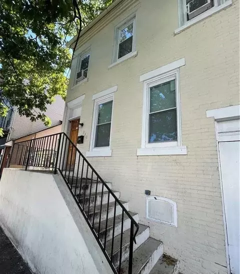 330 N 7th St #1, Allentown, PA 18102