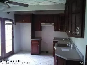 419 E Front St, Berwick, PA 18603 photo 7
