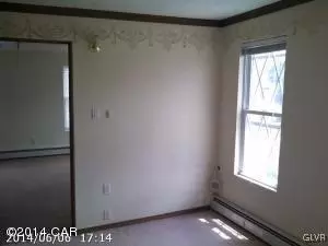 419 E Front St, Berwick, PA 18603 photo 11