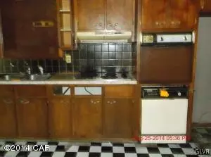 77 Quality Rd, Hazleton, PA 18202 photo 4