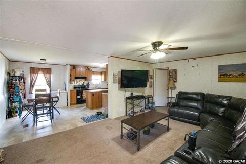 300 Levine, Interlachen, FL 32148 photo 5