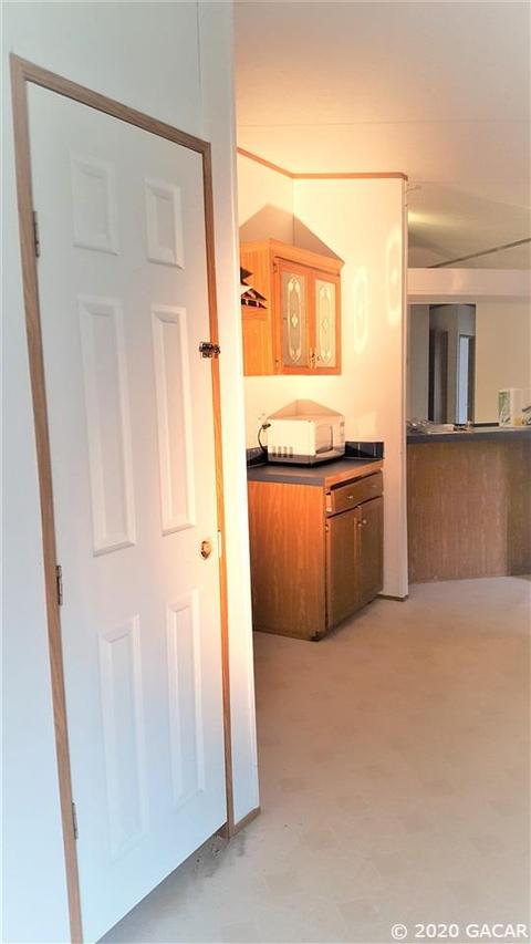 18356 N Highway 329, Reddick, FL 32686 photo 5