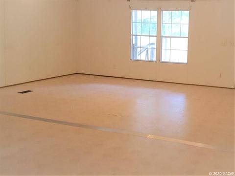18356 N Highway 329, Reddick, FL 32686 photo 3