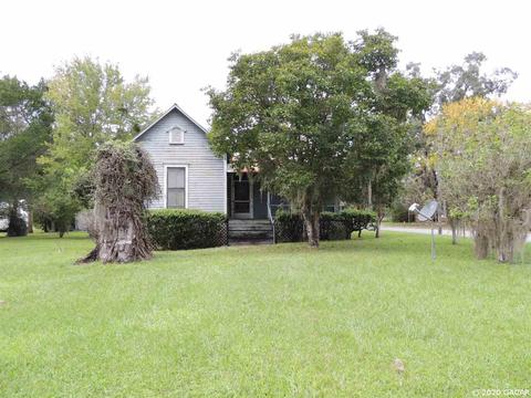 10 W Main, Bronson, FL 32621 photo 2
