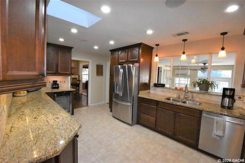 406 SW 40th, Gainesville, FL 32607 photo 3