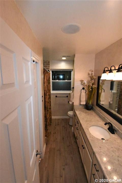 406 SW 40th, Gainesville, FL 32607 photo 16