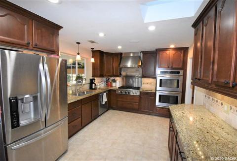 406 SW 40th, Gainesville, FL 32607 photo 2