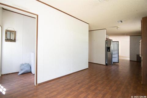 8992 SE 51st Loop, Hampton, FL 32044 photo 9