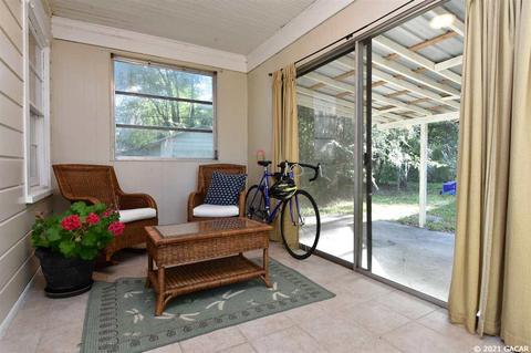 708 NW 8th, Gainesville, FL 32601 photo 4