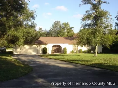 5474 Lloyd Dr, Weeki Wachee, FL 34607 photo 1