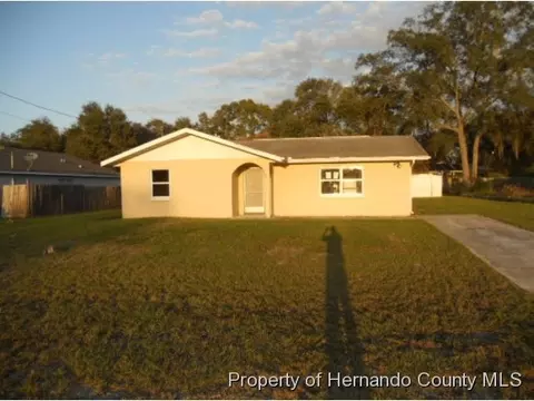 2196 Canfield Dr, Spring Hill, FL 34609 photo 1